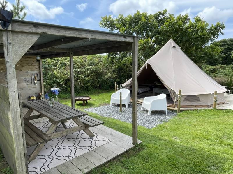 Wild Field Bell Tent No.1 with EHU