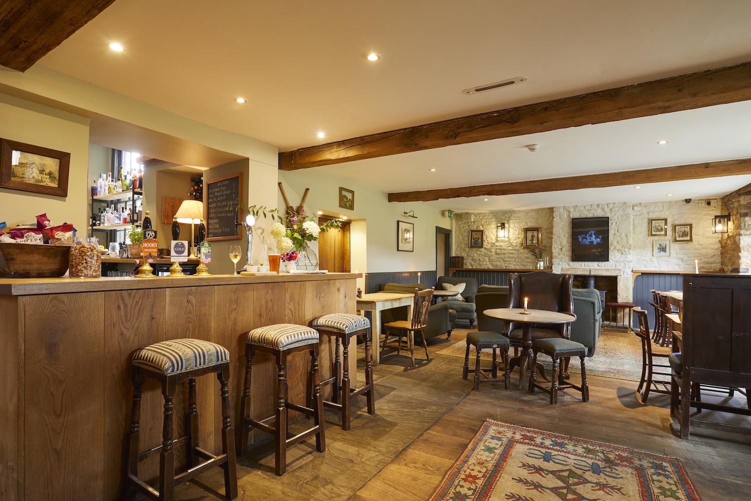 Pubs with Rooms in The Cotswolds I Cool Places