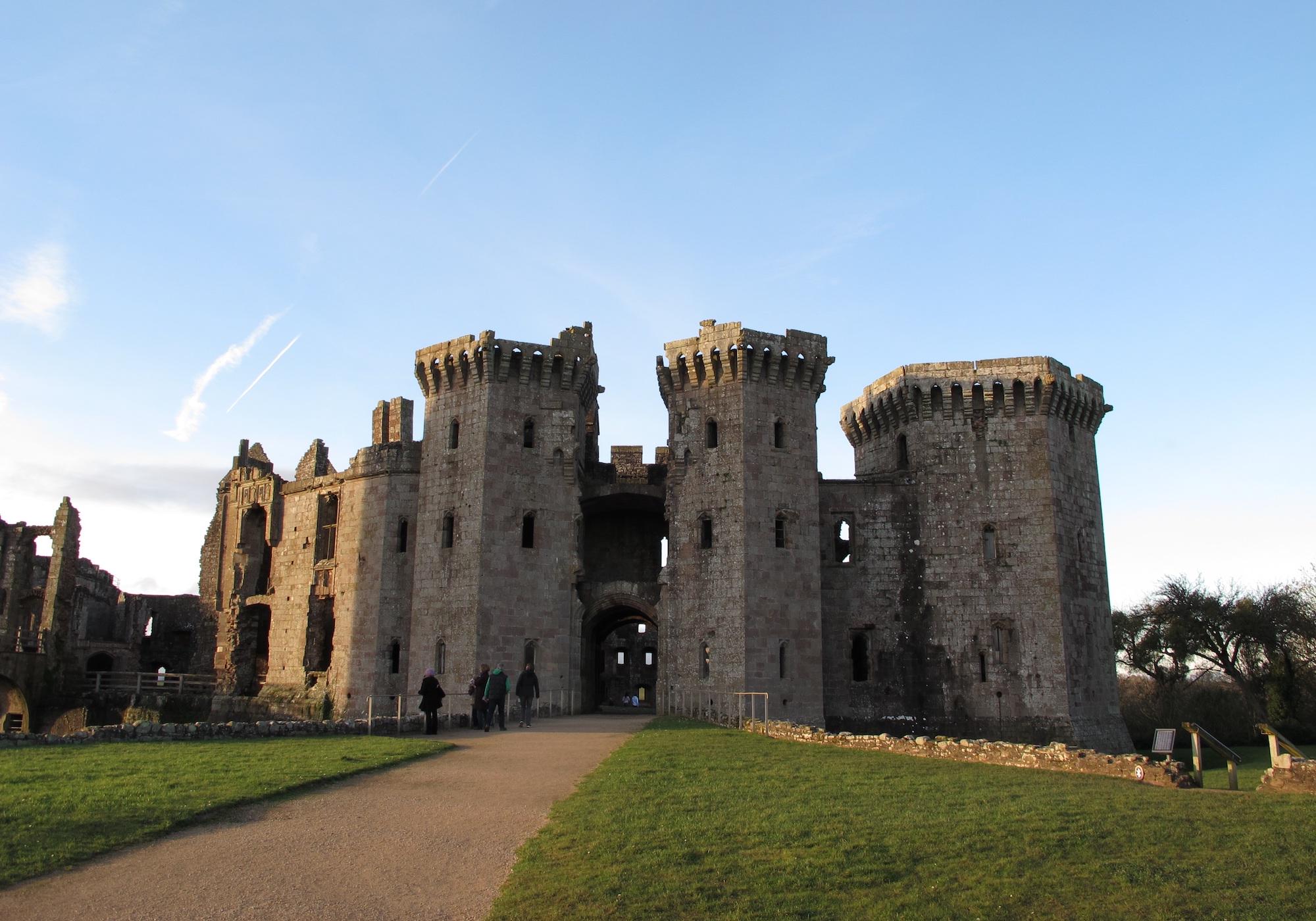 Raglan Camping | Campsites in Raglan, Monmouthshire