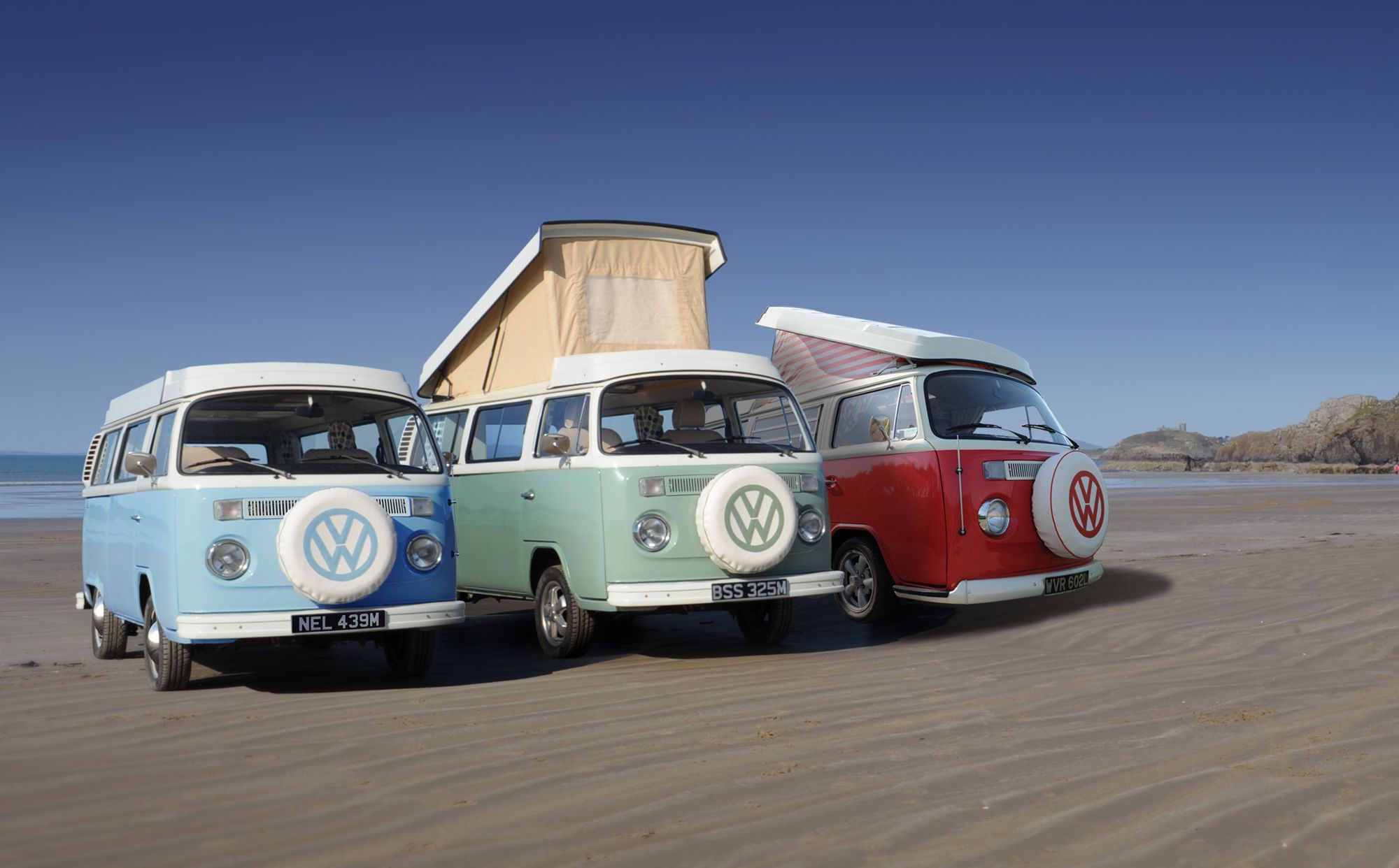 Campervans in Dinas Dinlle holidays at Cool Camping