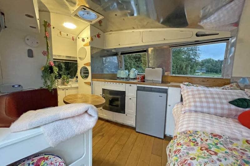 Silverbird Airstream Caravan