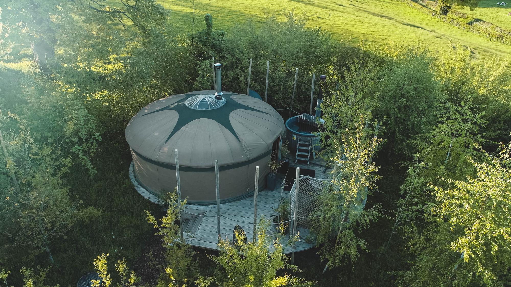 Hot Tub Glamping in Mid Wales | Glampsites with jacuzzis in Mid Wales