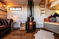 Stylish Carmarthenshire cabin