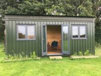 Pete's Field Cabin