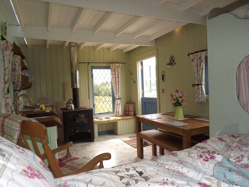 The Drovers Hut and hot tub