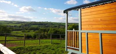 French Roulotte (sleeps 3 people)