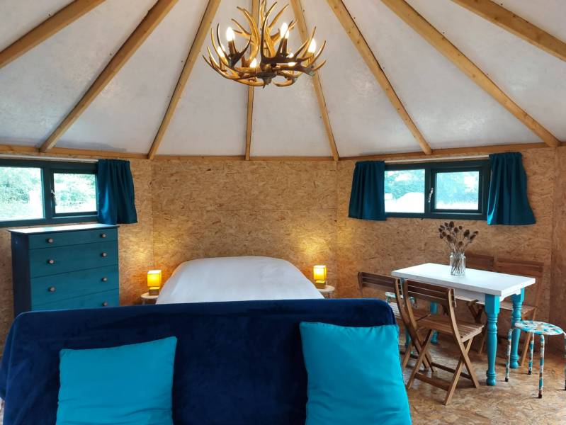 Buzzard Hobbit House