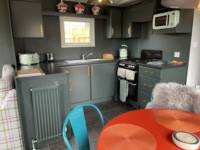 The Gamekeeper - Luxury Timber Lodge