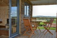 Wrekin Lodge & Wood fired hot tub, sleeps 4.