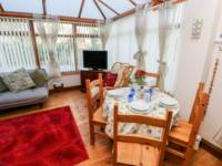 Covert Farm Cwtch - Hot Tub Included