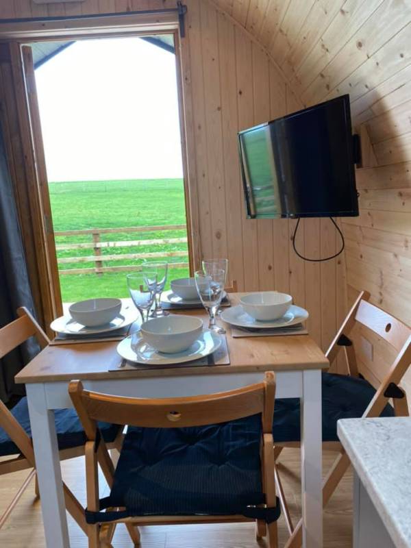 ROBIN - with optional hot tub