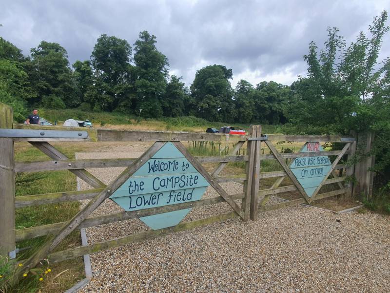 Lower Meadow camping pitch (1 tent or 1 van)