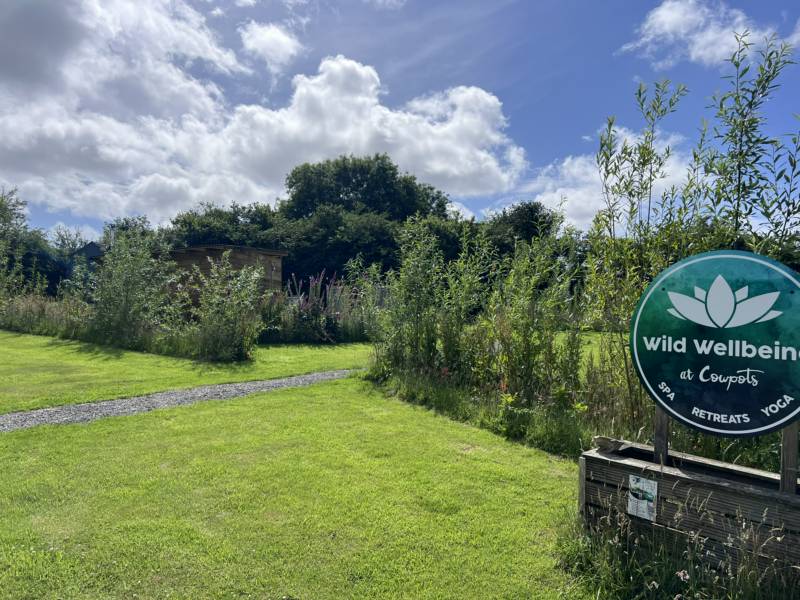 Cowpots Wild Spa Camping
