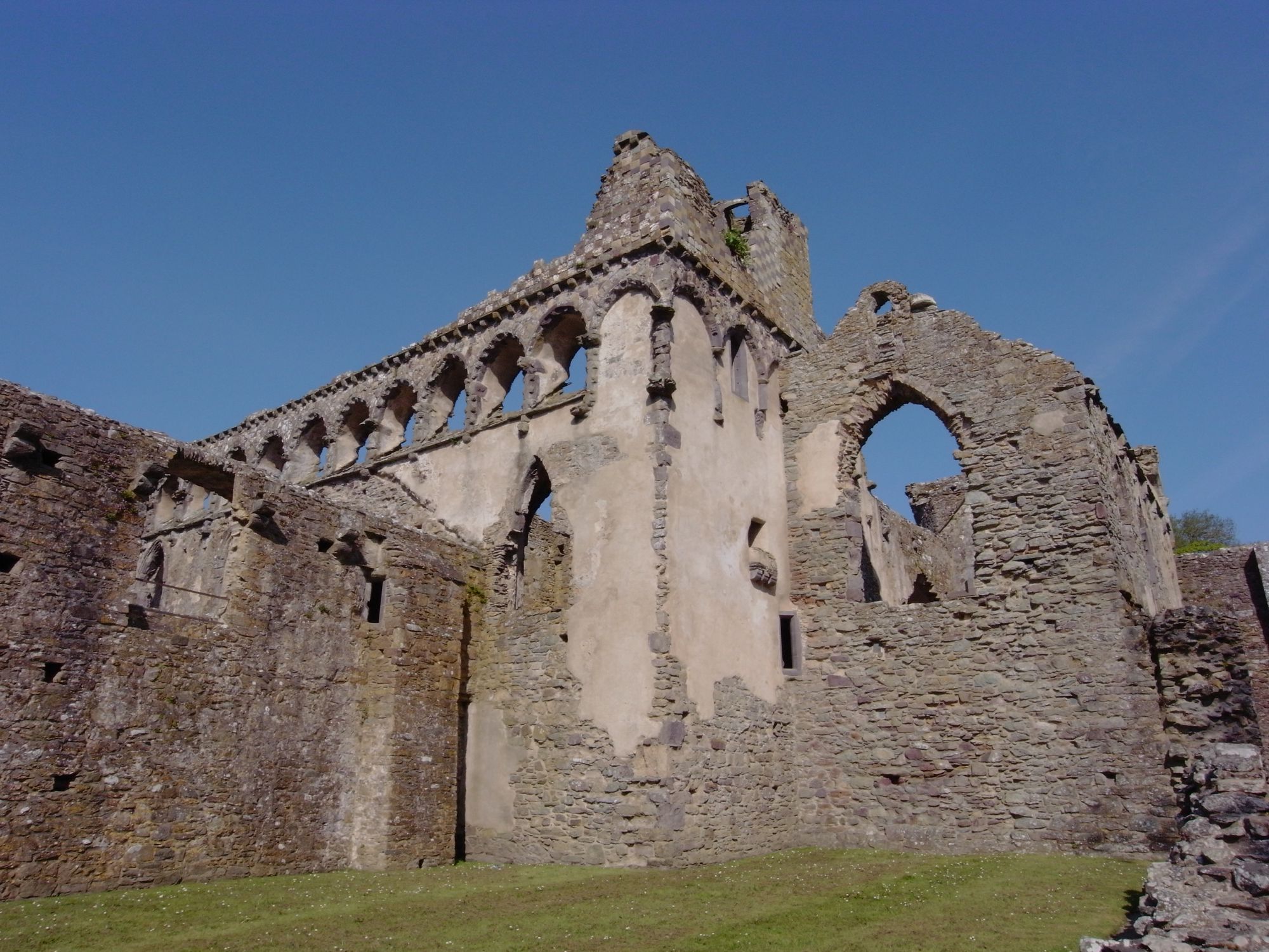 The Bishop’s Palace, St-Davids | Cool Places