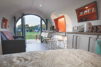 Luxury Glamping Pod