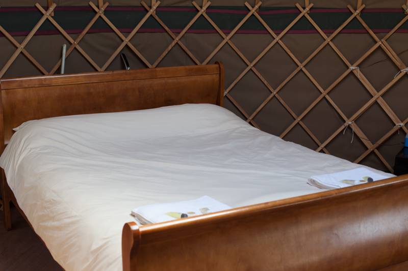 Oak Yurt - 18ft with outdoor kitchen