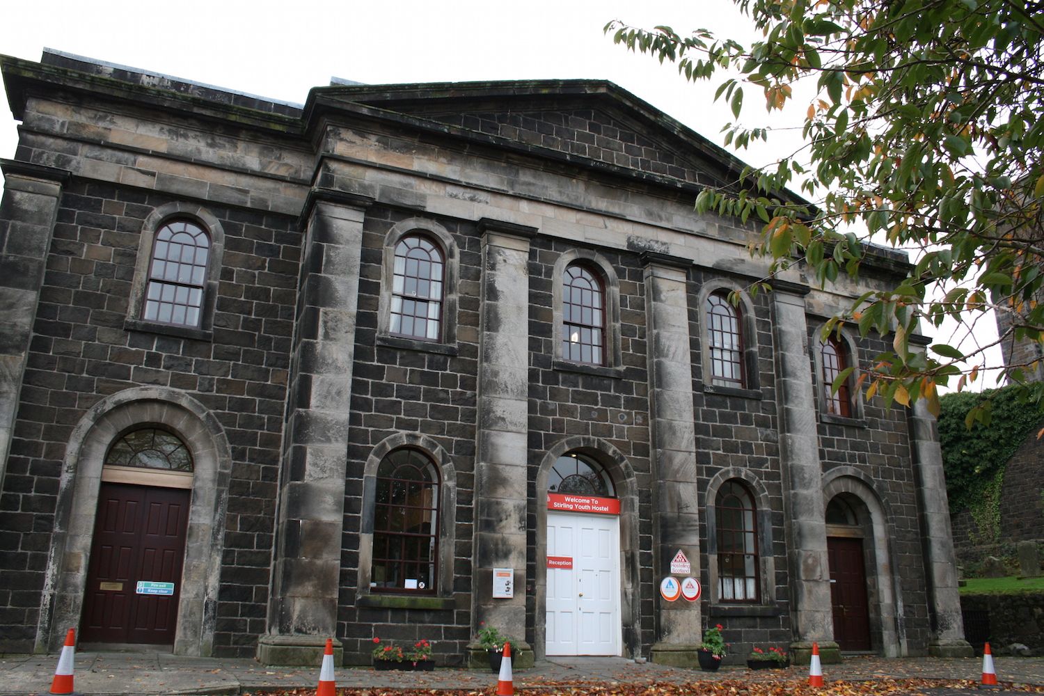 Hostels in Central Scotland holidays at Cool Places