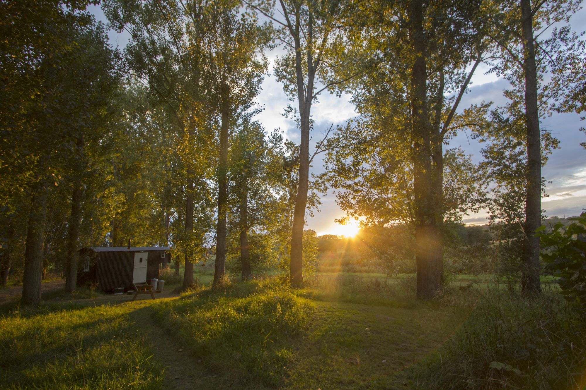 Glamping in Bodiam – Glampingly