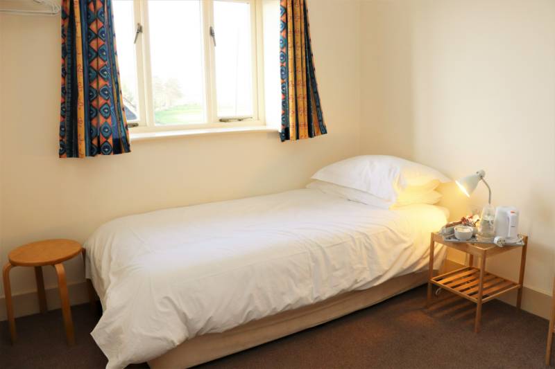 Room 10, Twin Room in Granary