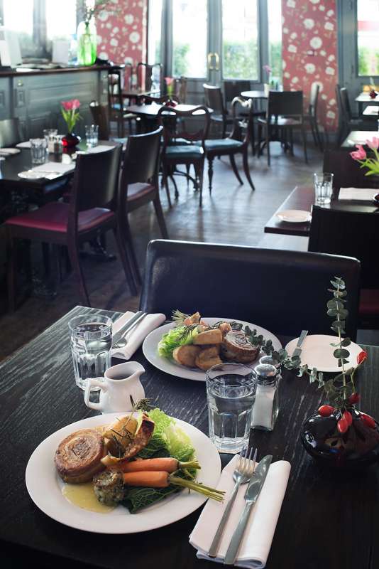 Portobello House Bar & Bistro, NottingHill Cool Places