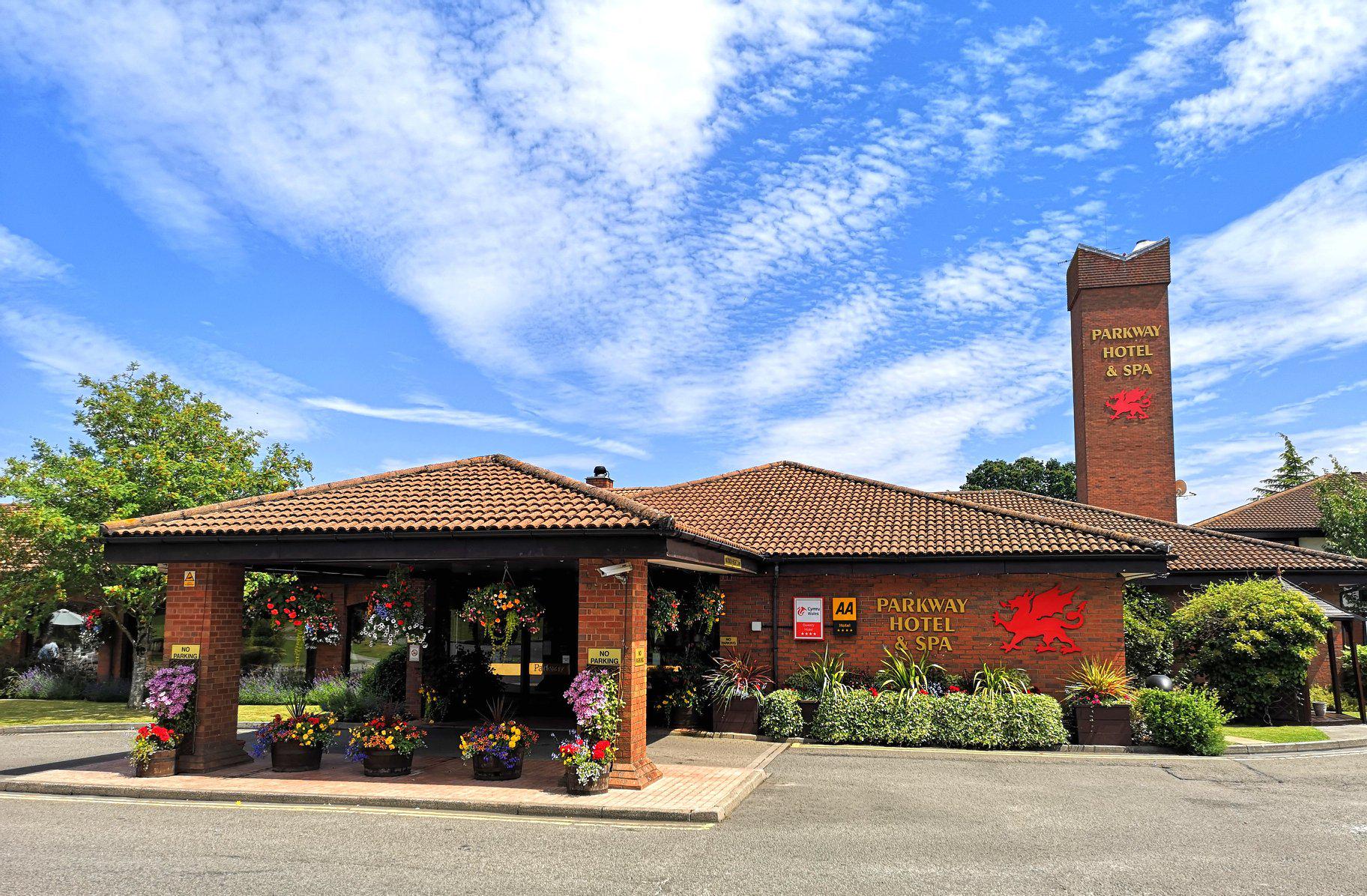 Parkway Hotel & Spa, Cwmbran