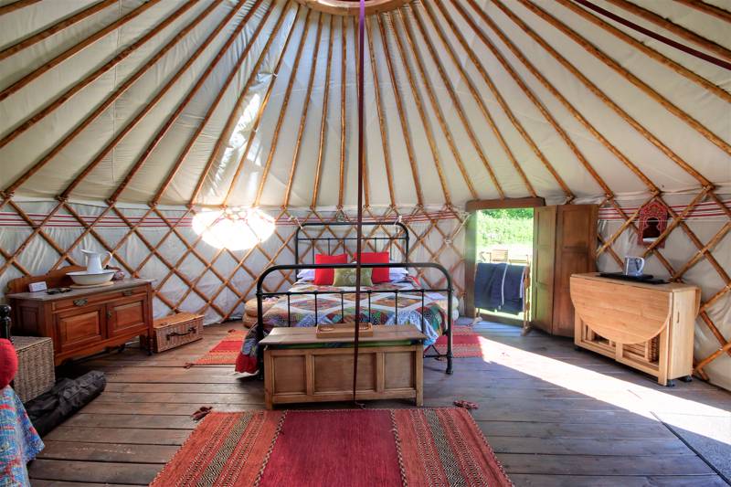 Meadowsweet Luxury Yurt (en suite)