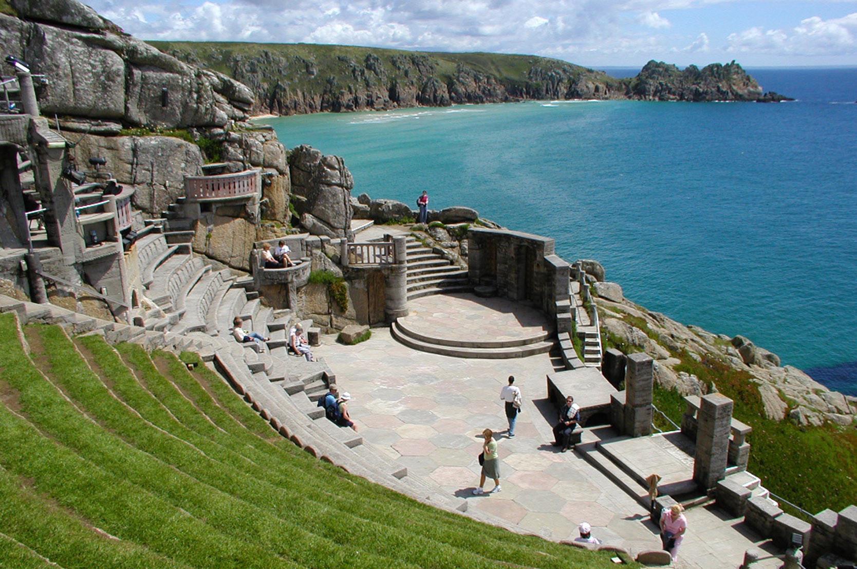 Porthcurno Camping – Campsites near Porthcurno, Cornwall