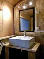 Luxury lodge with views over the Pyrenees