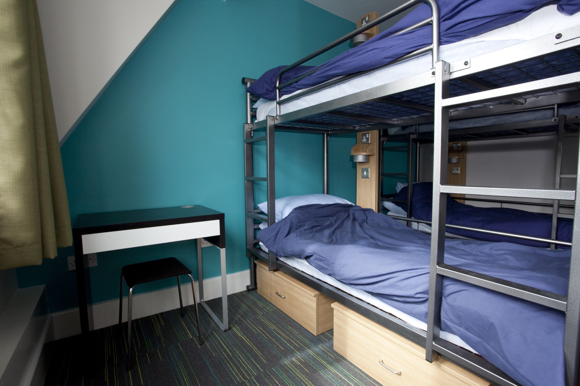 Hostels in Greater London holidays at Cool Places