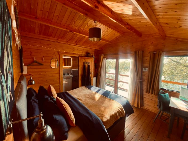 Sunset Lodge