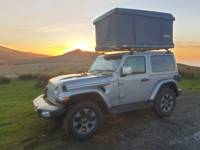 Austin - Jeep Wrangler Overland with Tentbox