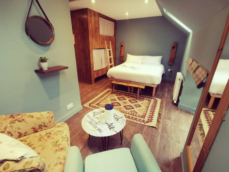 Lodge - Room 9, Sleeps 4