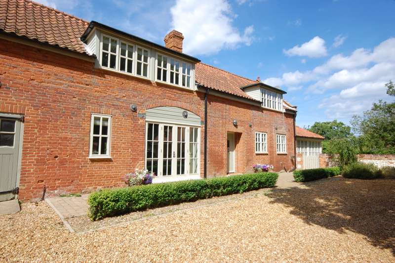 Win a £400 Voucher Original Cottages  