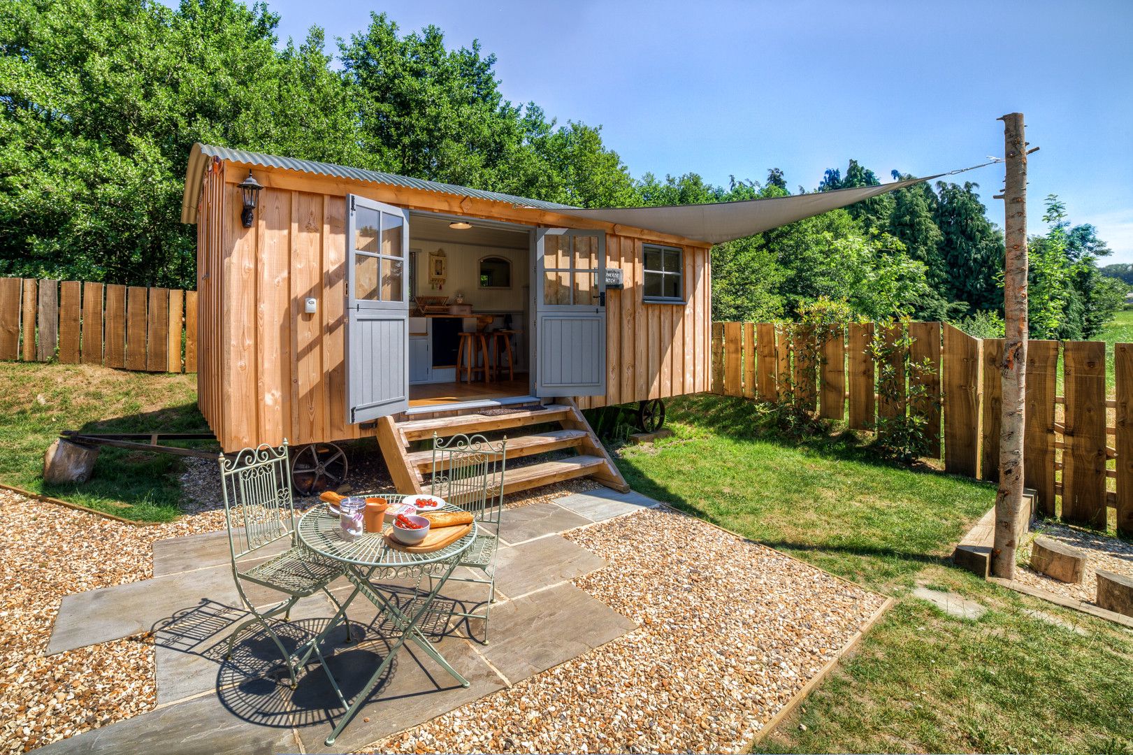 The Shepherds Hut Retreat, Ilminster