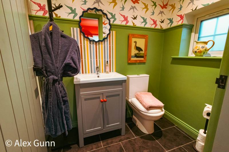 The Twitcher - Luxury Dog-Friendly Cabin