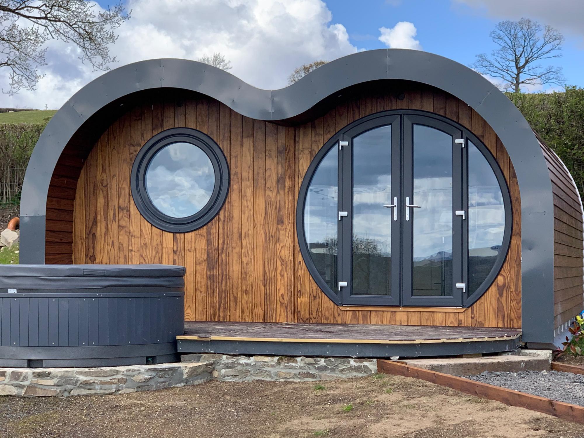 Wye - Luxury timber pod with hot tub 3 at Great House Farm Luxury Pods ...