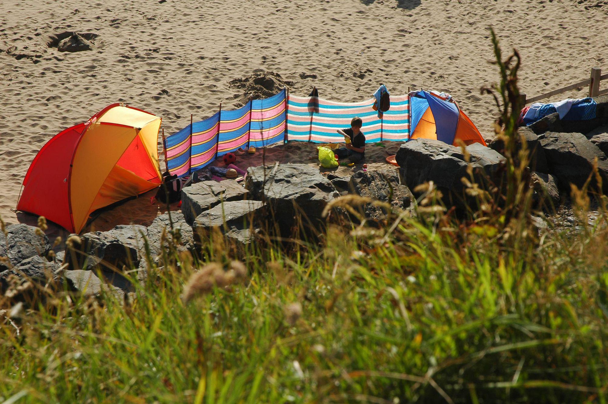 10 Campsites In Cornwall Within Walking Distance Of The Beach   Large 