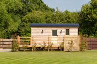 Hillside View Shepherds Hut