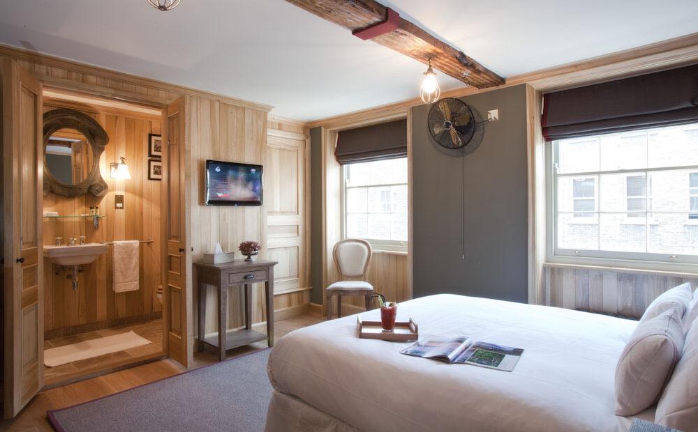Hotels in England holidays at Cool Places