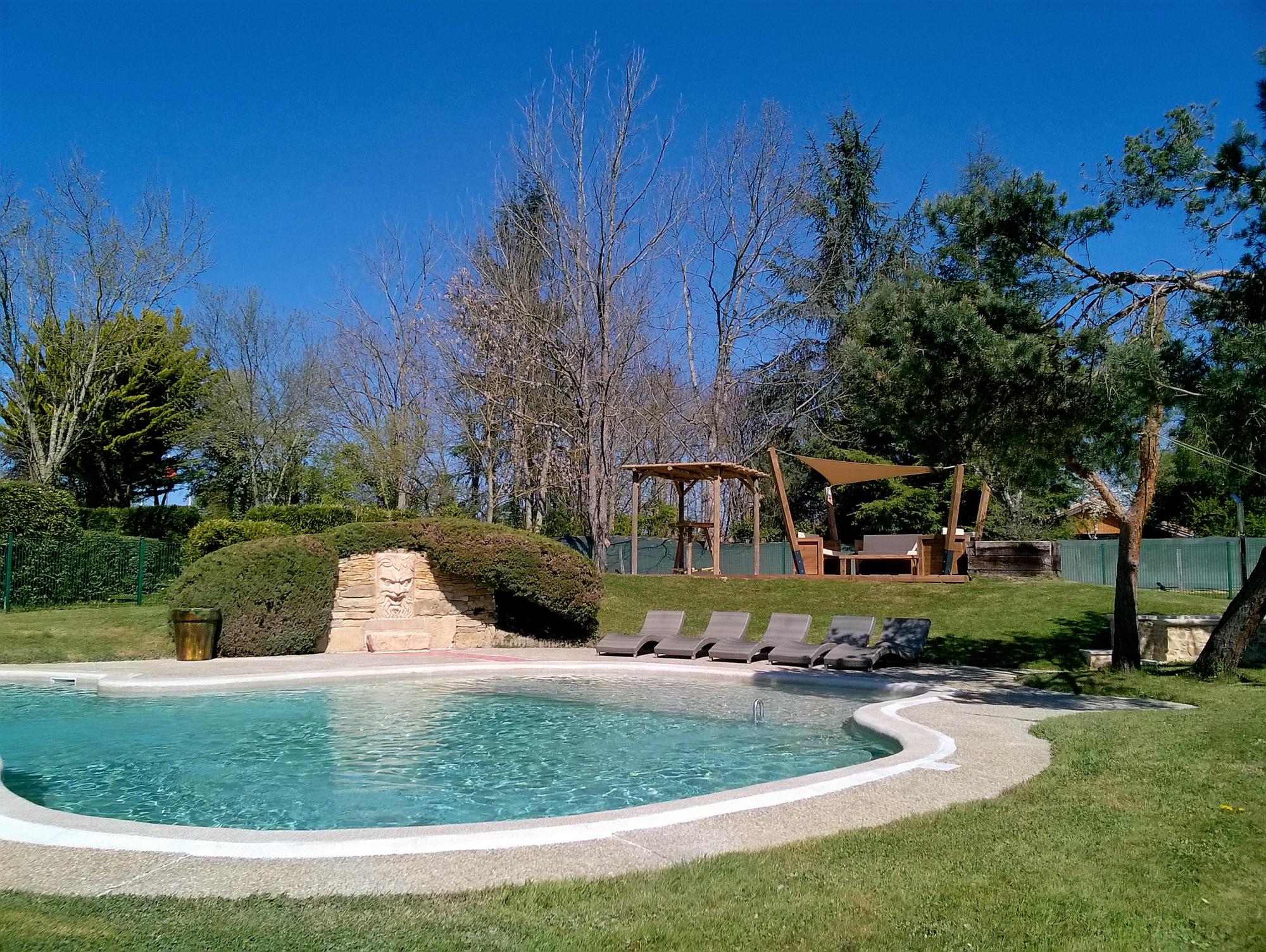 Campsites in Midi-pyrénées holidays at Glampingly