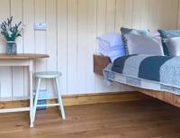 Shepherd's Hut 10 minutes' from the Jurassic Coast
