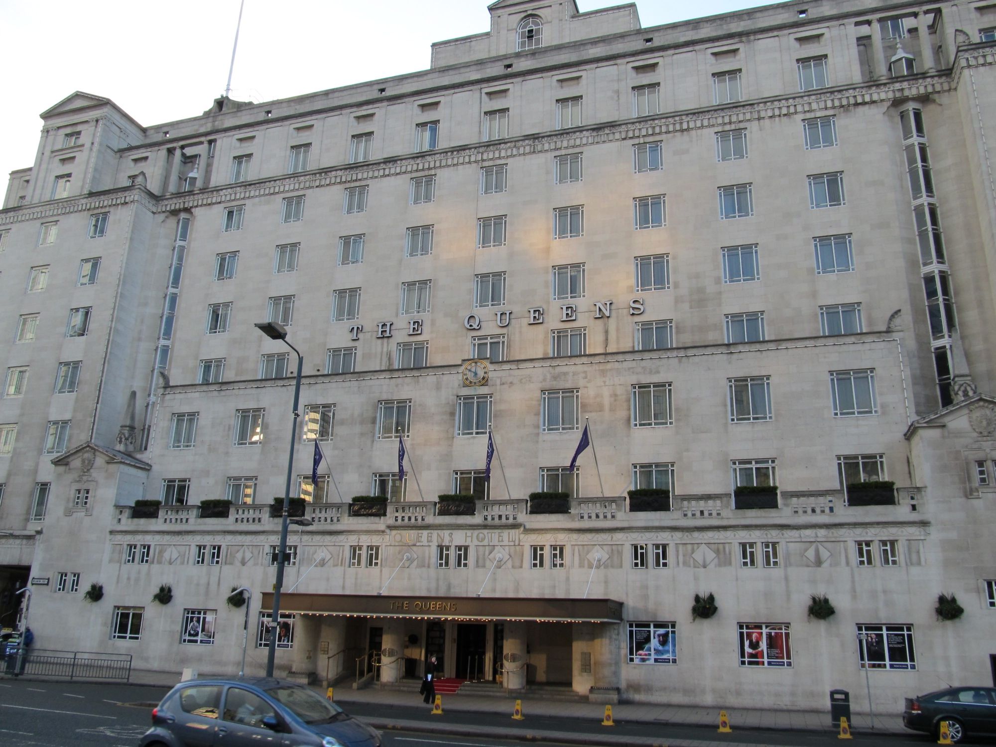 THE QUEENS HOTEL Updated 2023 Reviews (Leeds)