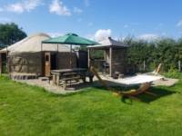 Meadowsweet Luxury Yurt (en suite)