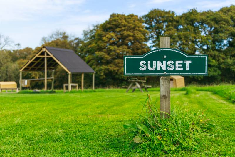 Sunset - Ensuite Grass Pitch