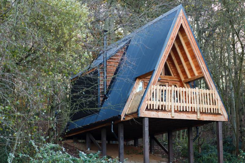 'Chalk' the woodland den