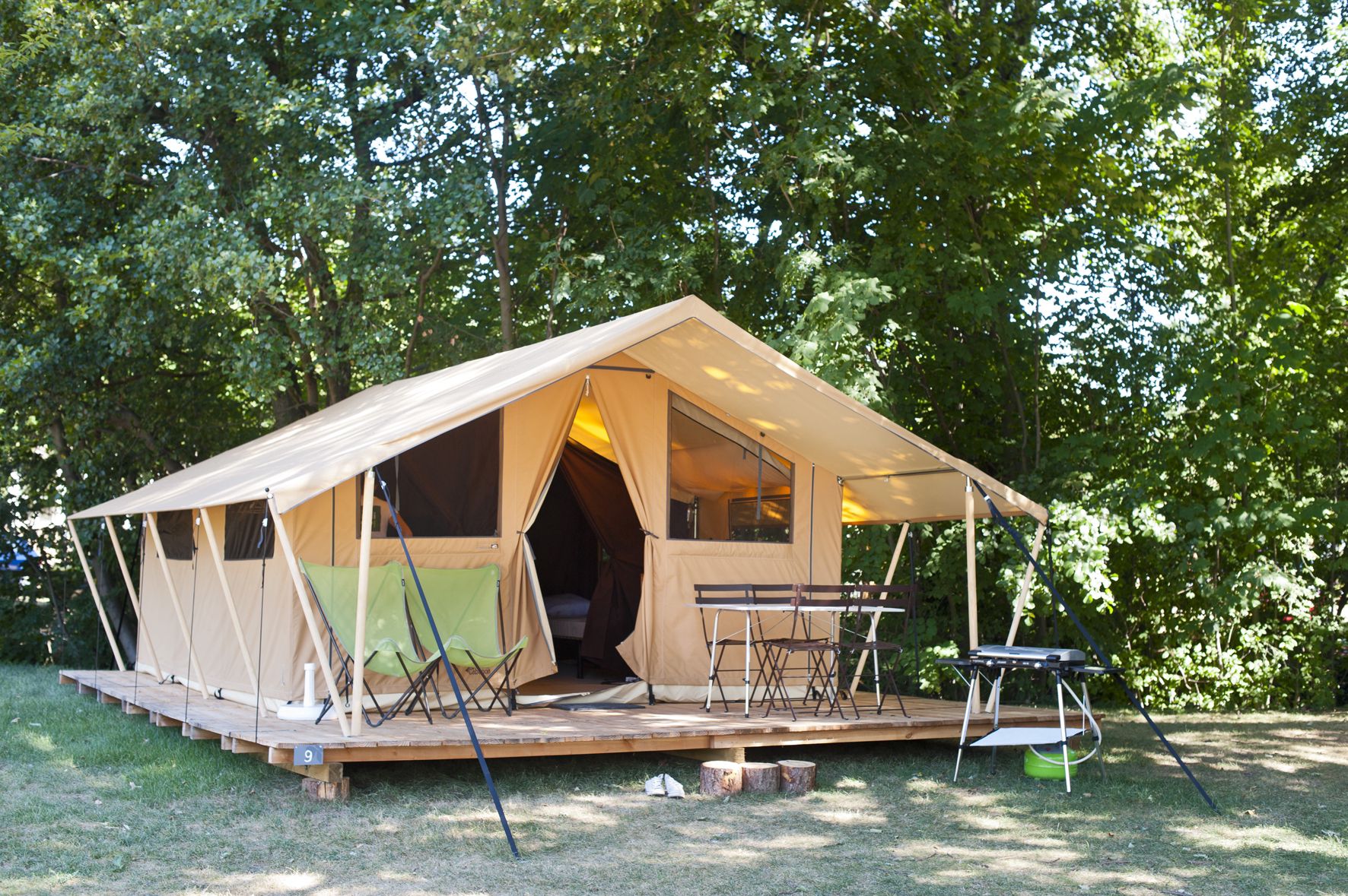 The Classic IV Wood Canvas Tent At Huttopia Landes Sud Cool Camping   Large 