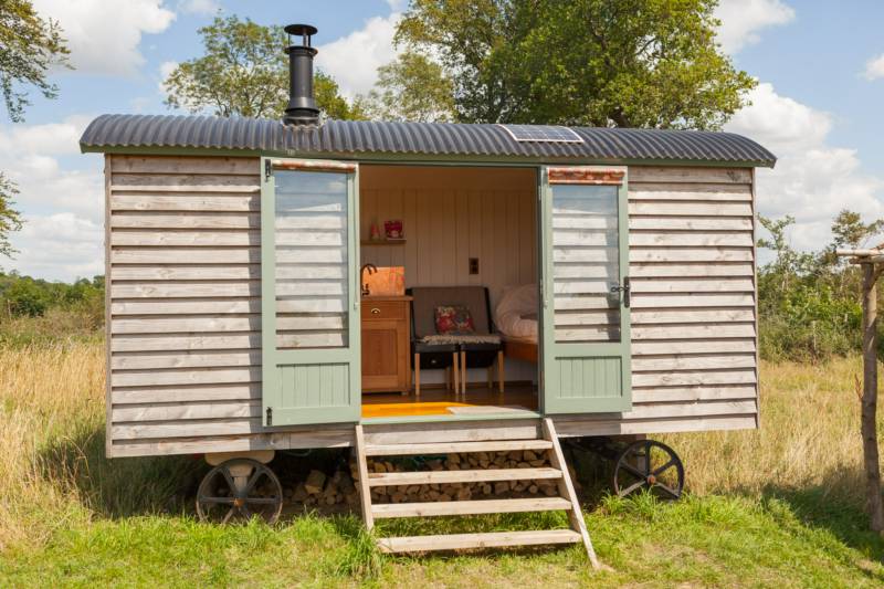 'Daisy' Shepherds Hut