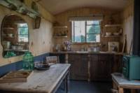 Green Cabin Wagon