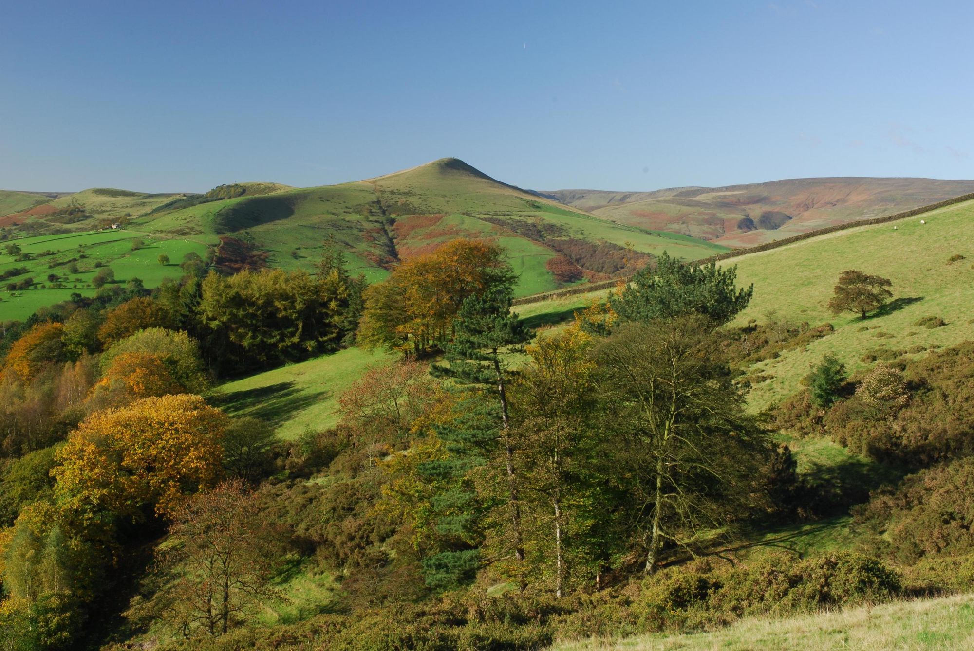 Hotels, Cottages, B&Bs & Glamping in Derbyshire & the Peak District - Cool Places to Stay in the UK