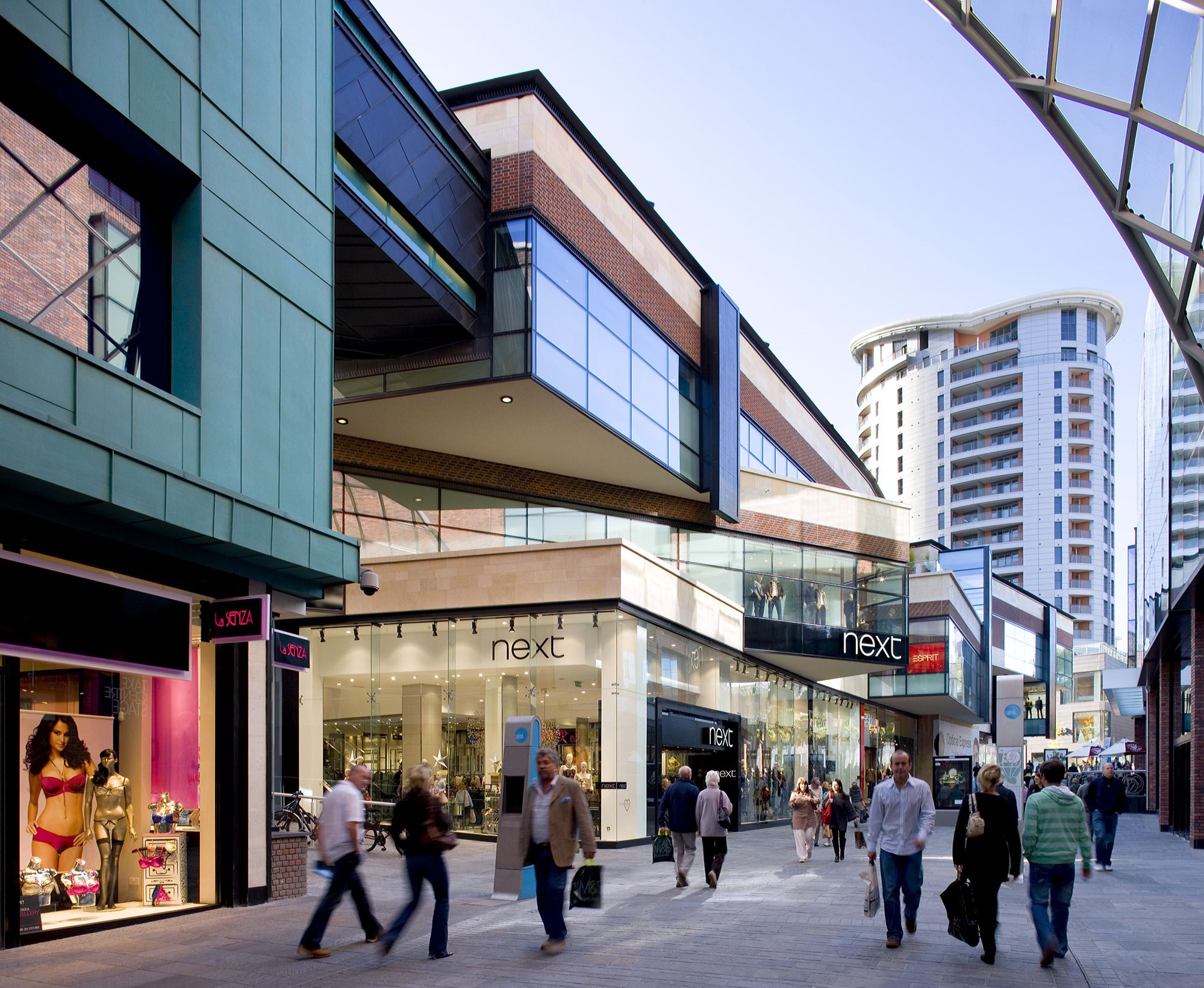 Some shops. Стрит Ритейл торговый центр. Street Retail архитектура. Cabot Circus. Shopping Centre outside.